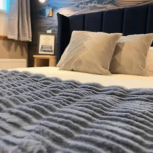 The Flask Inn, Fylingdales, Whitby Guest house